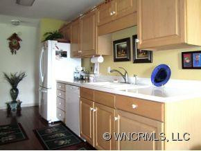 133 Spring Drive - Photo 6