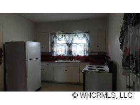 53 Baker Ave - Photo 4