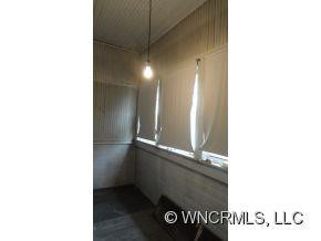 53 Baker Ave - Photo 5