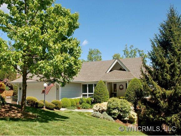 326 DAWNBROOK DRIVE
