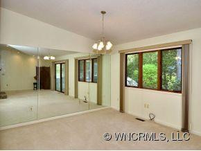 400 ROCKMOOR WAY - Photo 7