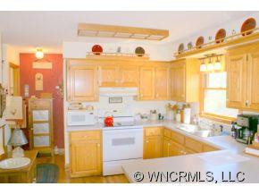 28 Hampton Rd - Photo 6