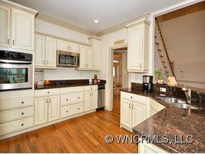 41 LEDGESTONE DRIVE - Photo 6