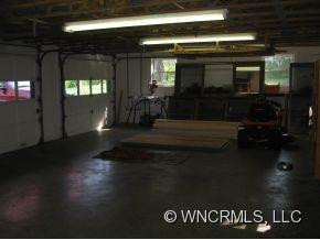 1 Pinecroft Road - Photo 10