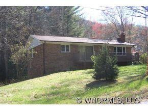 523 Harris Street - Photo 2