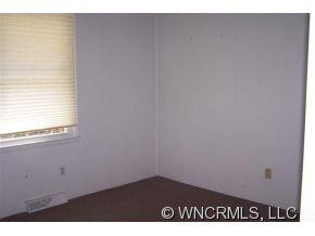 523 Harris Street - Photo 10