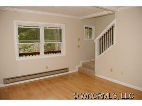76 Hickory - Photo 3