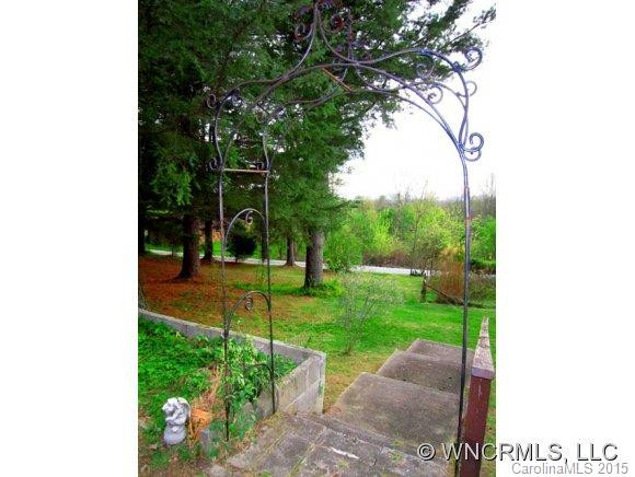 420 Bird Haven Road - Photo 22
