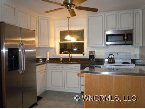 1918 Willow Road - Photo 2