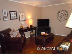 1918 Willow Road - Photo 3