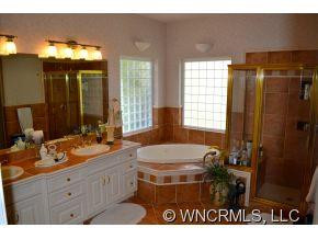 334 Summerset Drive - Photo 13