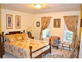 334 Summerset Drive - Photo 16