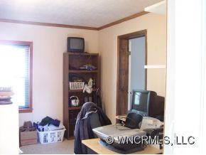 435 Whitmire Street - Photo 6