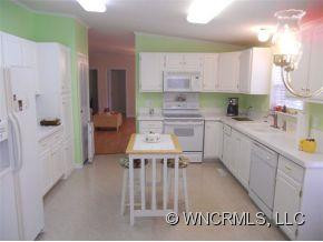 86 FOUNDERS WAY - Photo 3