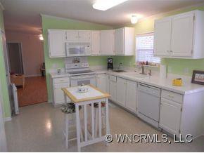 86 FOUNDERS WAY - Photo 4