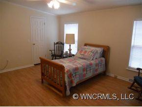 86 FOUNDERS WAY - Photo 9