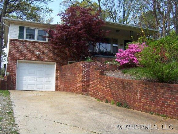 11 Old Turnpike Road