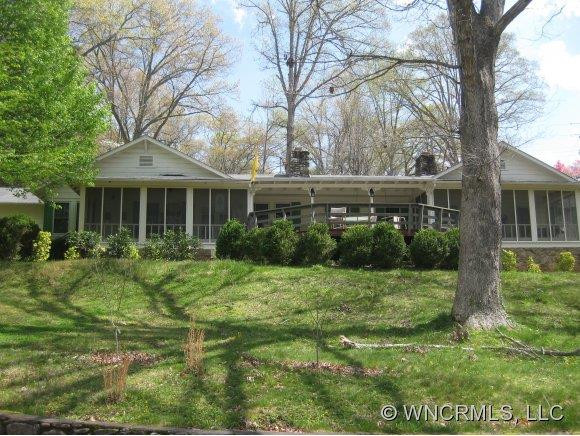 305 Longview Drive