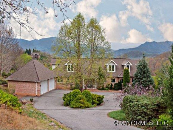 700 LAUREL RIDGE DRIVE
