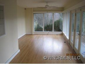  - Photo 6