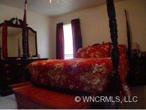 218 BLUE RIDGE ROAD - Photo 6