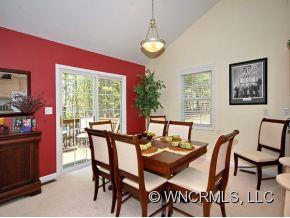 208 NAVAHO DRIVE - Photo 3