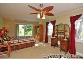 553 OAK GROVE ROAD - Photo 9