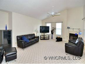 48 SUNVIEW CIRCLE - Photo 2