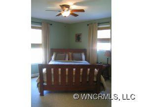 10 Fernwood Avenue - Photo 13