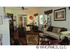 39 Broadway - Photo 3