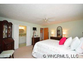 1 Braddock Way - Photo 6