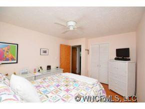 1 Braddock Way - Photo 9