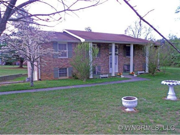112 Allenwood Circle
