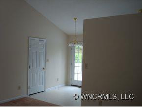 221 Jordan Road - Photo 8