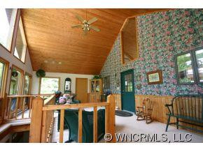 238 Pinecrest Lane - Photo 2