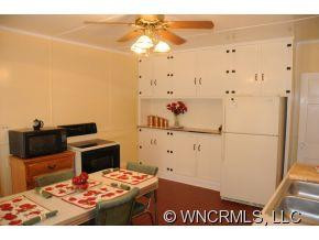 1727 KANUGA RD - Photo 12