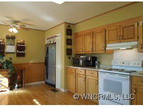 162 Covington Drive - Photo 2