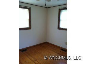 21 Gossett Rd - Photo 13