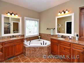 651 WICKHAMS FANCY DR. - Photo 7