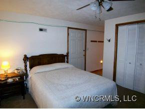 68 Pine Haven Drive - Photo 18