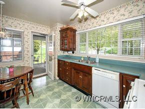 6 GLENVIEW ROAD - Photo 2