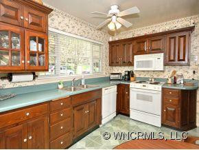 6 GLENVIEW ROAD - Photo 3