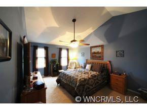 706 Woodhill Drive - Photo 11