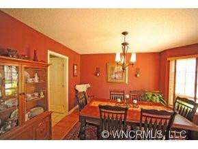 706 Woodhill Drive - Photo 3