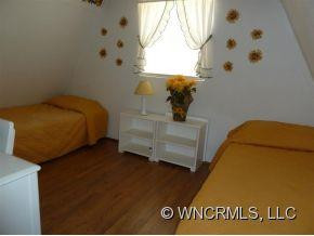 65 Chateau Lane - Photo 8