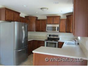 33 Jeff Drive - Photo 5
