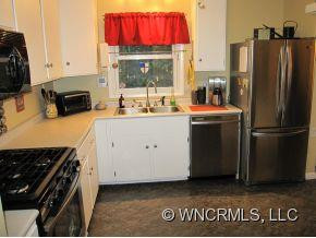 46 Waters Road - Photo 9