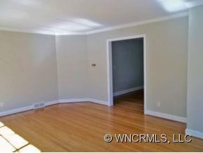 520 Oak Hill Court - Photo 3
