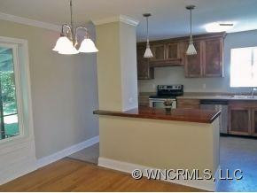 520 Oak Hill Court - Photo 7