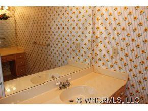  - Photo 9
